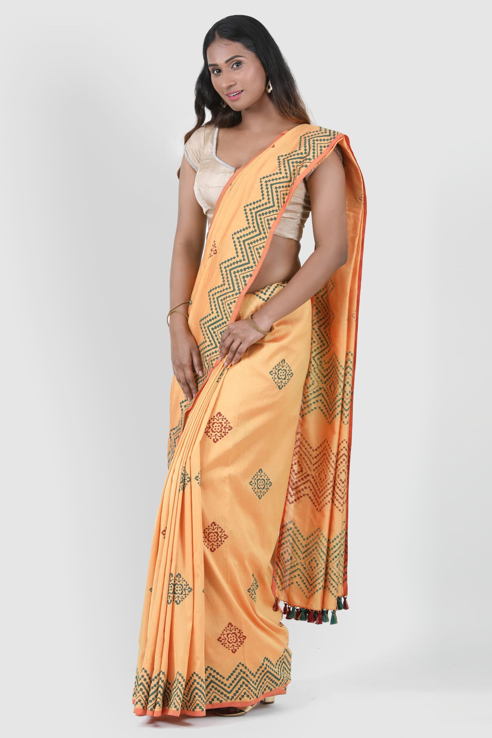 RangBhoomi Sarees : Chevron Gold