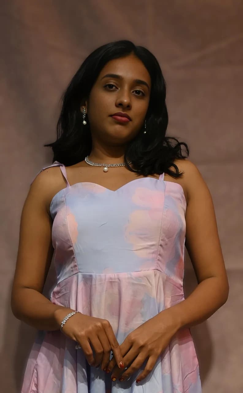 Reeka Sweetheart Dress